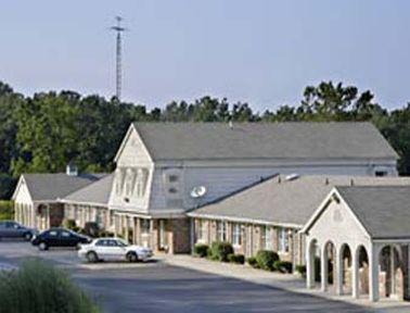 Travelodge By Wyndham Mansfield Exterior photo